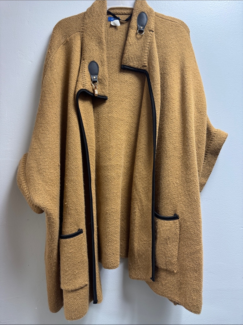 Apt. 9 Camel Knit Sweater with Black Accent